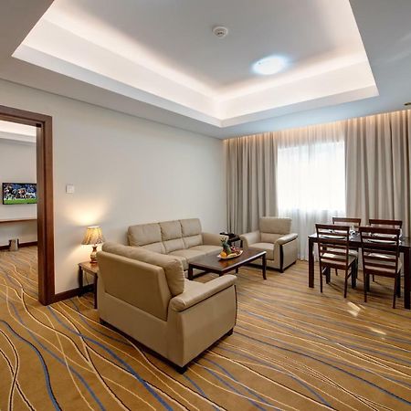 Center Hotel Sharjah Exteriör bild
