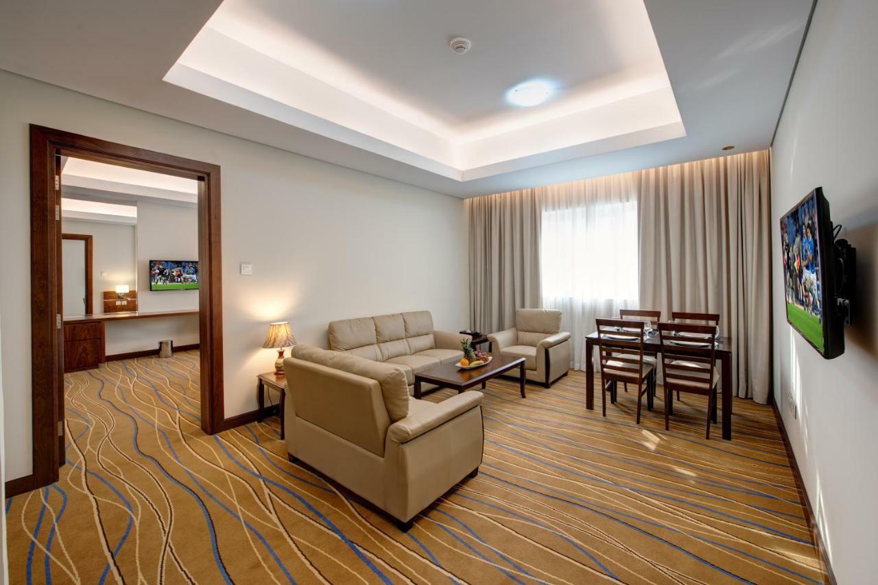 Center Hotel Sharjah Exteriör bild